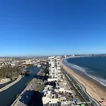 Central102-705/PiscinaPiso22/Vistas360/Malecón